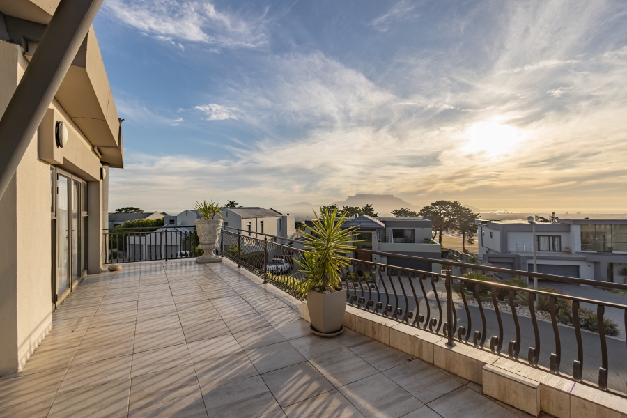 4 Bedroom Property for Sale in Baronetcy Estate Western Cape